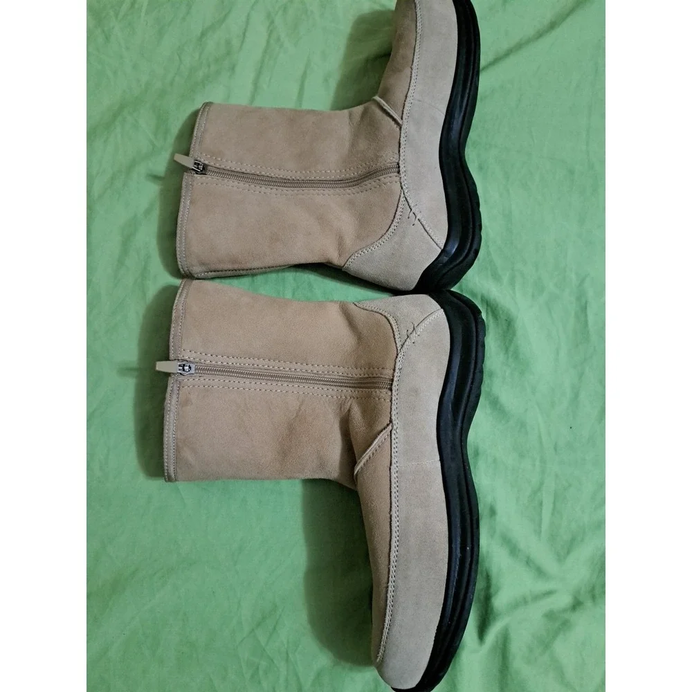 Land's End Women's Beige Suede Leather Winter Fur Zipper Snow Boots # 94434 11 B